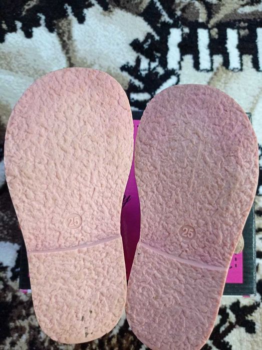 Обувь на девочку