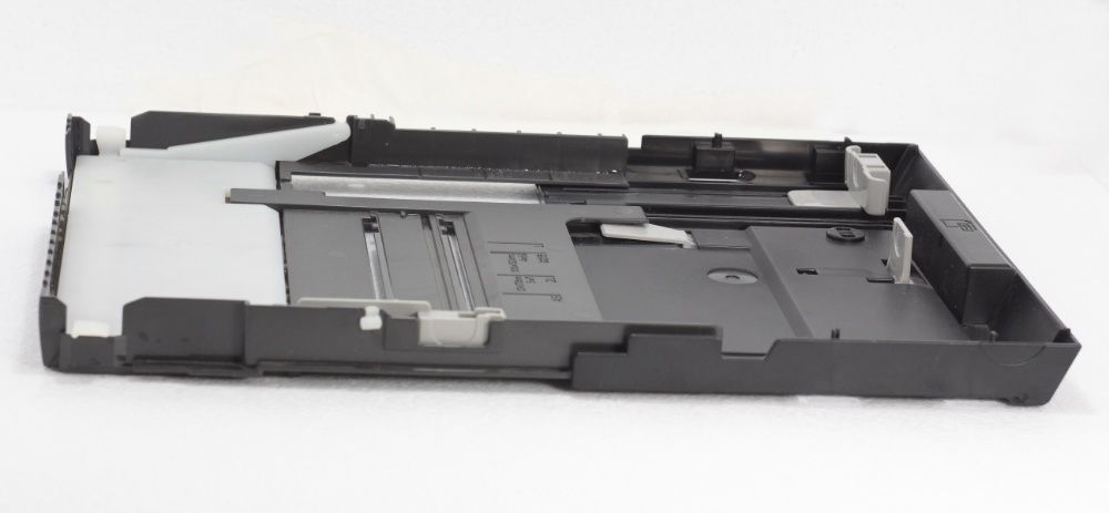 Tava hartie pentru imprimanta Canon IP4500