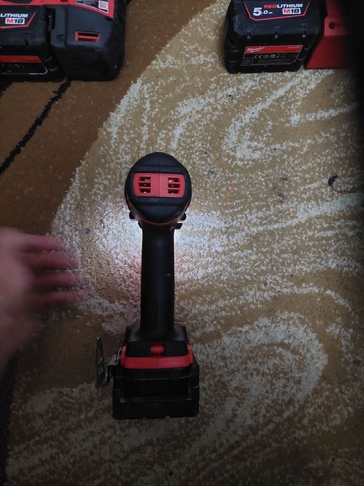 Milwaukee impact cap pătrat m18 biw 12 an 2023