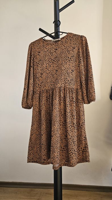 Рокля Stradivarius - S