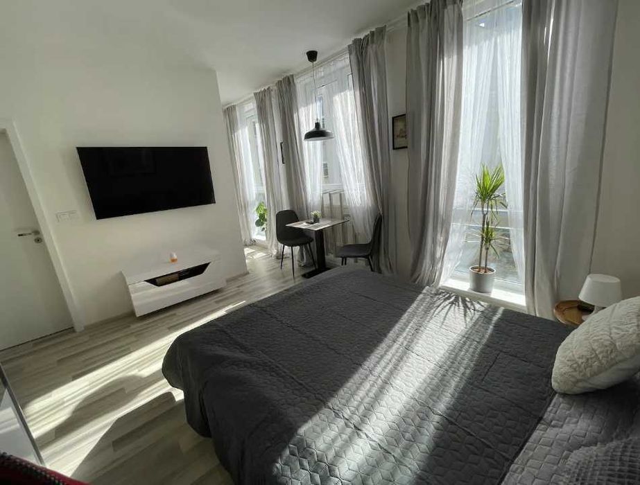 Дава се под наем Едностаен апартамент в Пловдив, Христо Смирненски - 36 кв.м за 280.5 € - Снимка #1