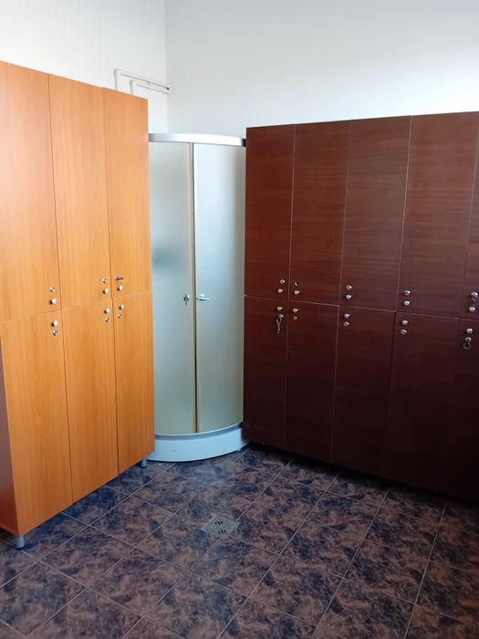 Închiriez  spațiu depozitare  hală industrială structură  beton 600 mp