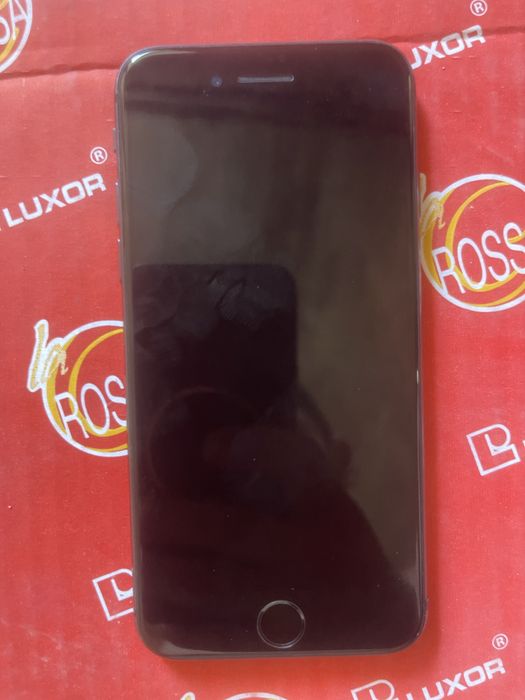 Iphone 8 sotiladi
