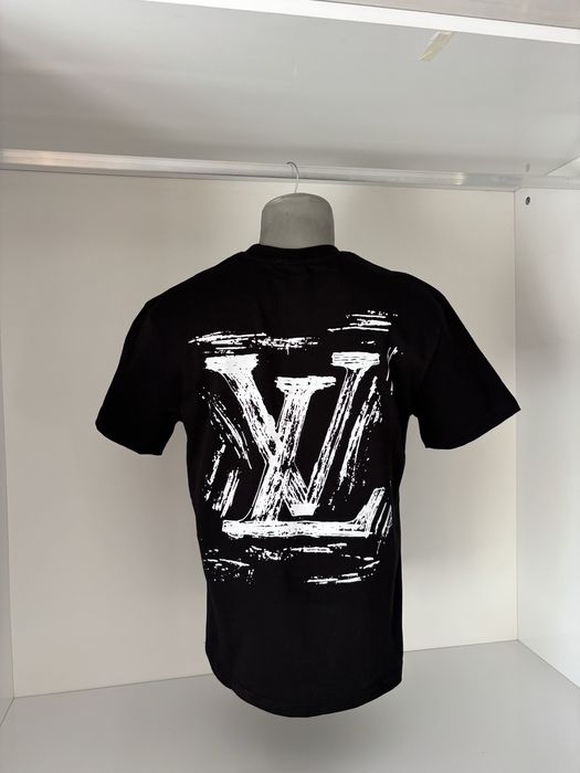 Vând tricou de bărbați