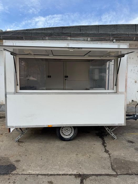 Remorca alimentara