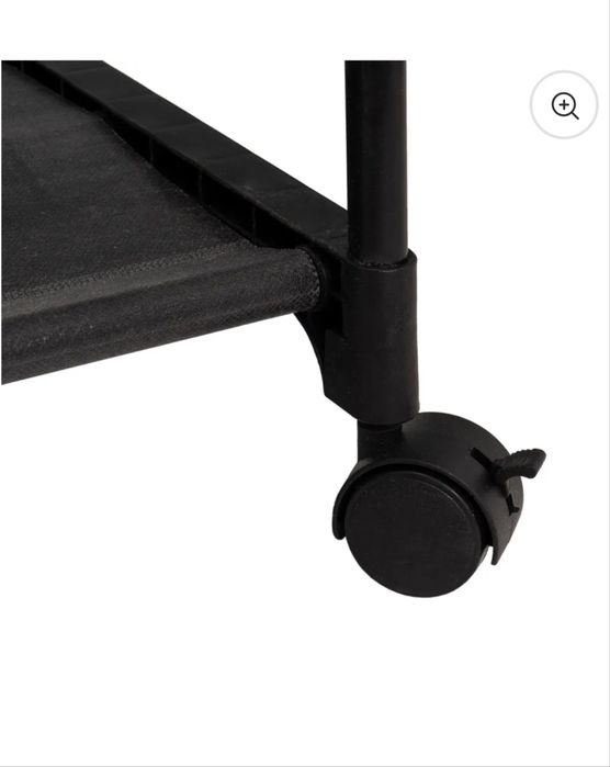 Щендер за дрехи в черен цвят