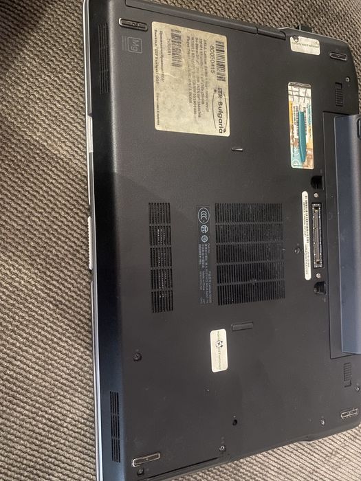 Продавам Dell latitude E6420 с windows 10