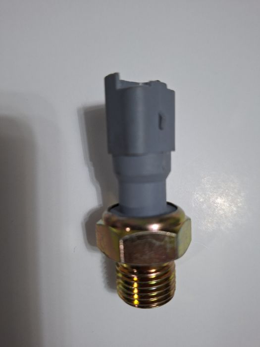 Датчик давления масла