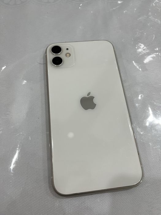 Продам айфон 11 Идеал