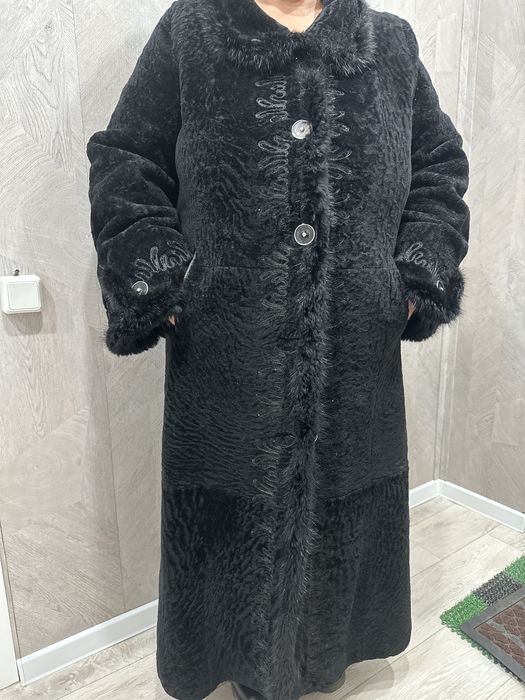 Мутоновая женская шуба