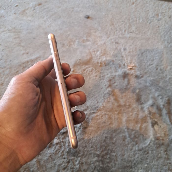 Айфон 8 64гб Apple