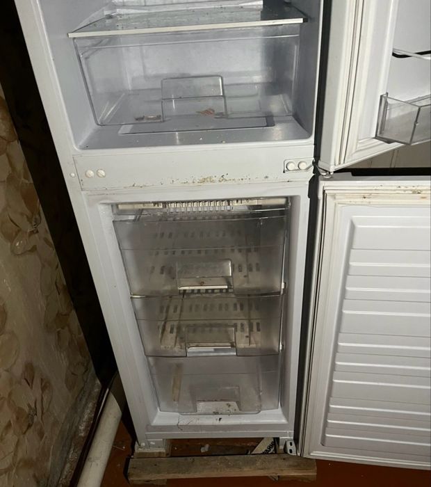 Холадильник новая