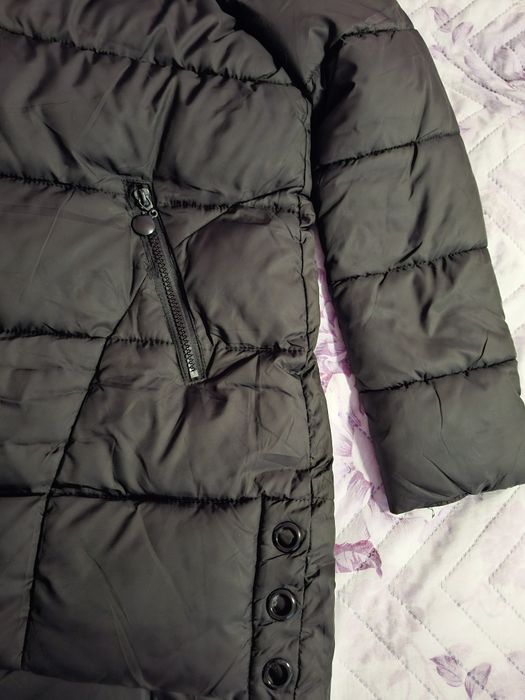 Дамско зимно яке с качулка