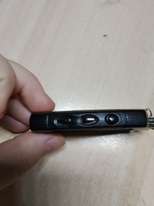 Продам пульт сигнализации пандора