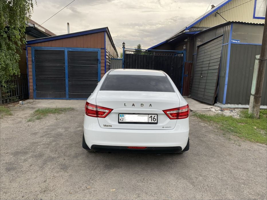 Продам Lada Vesta 1.6, 2020 г