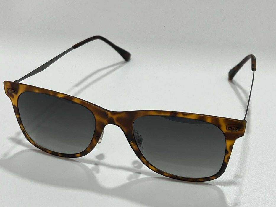 Слънчеви очила KWIAT