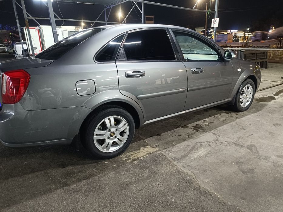 Lacetti 2012 arenda