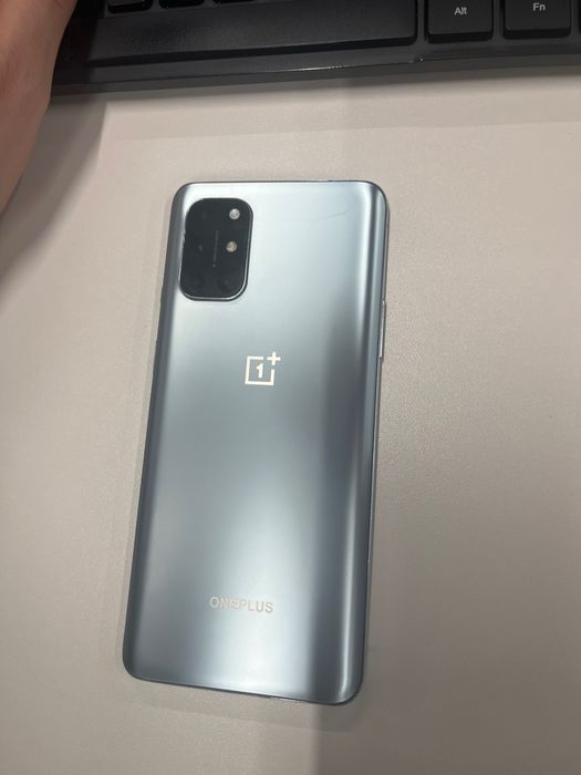 Продам OnePlus 8T