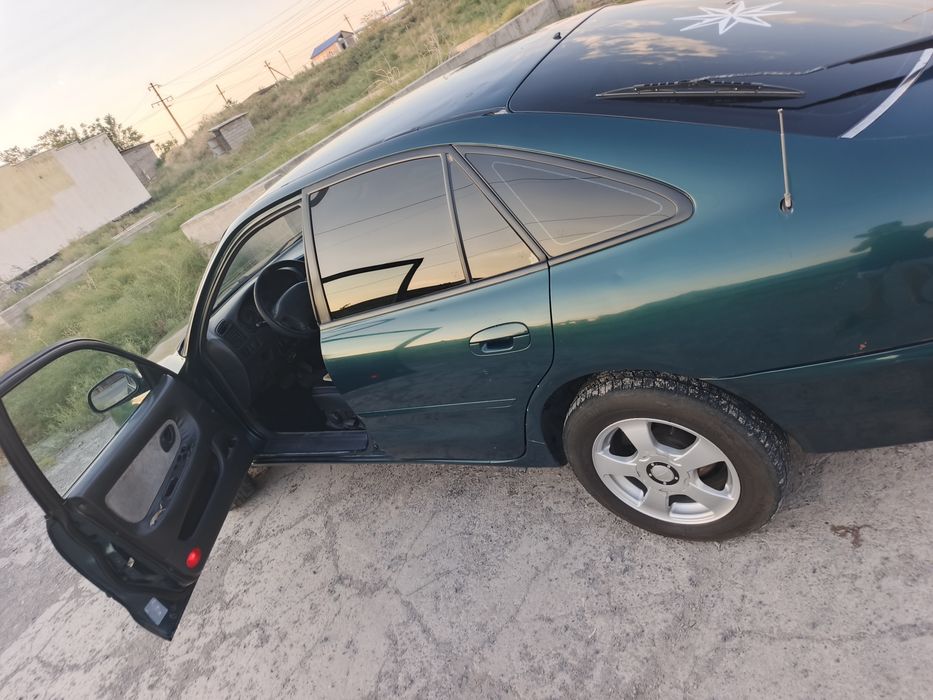 Mitsubishi Galant