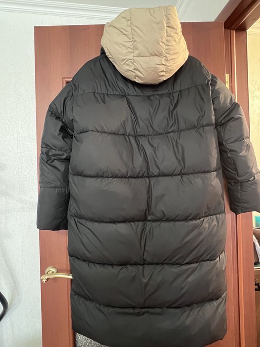 Зимний пуховик продам