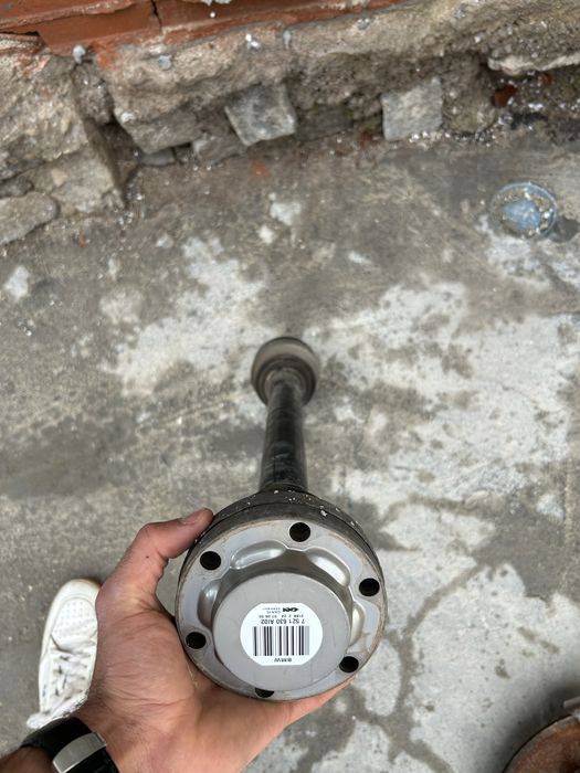 Части за bmw E61 Полуоска,шенкел,диск