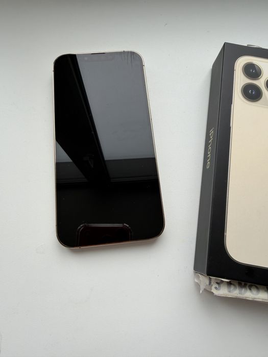 Продам Iphone 13 PRO 128