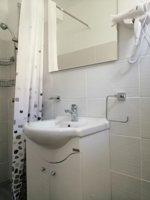 Cazare Mangalia - camre triple cu baie proprie