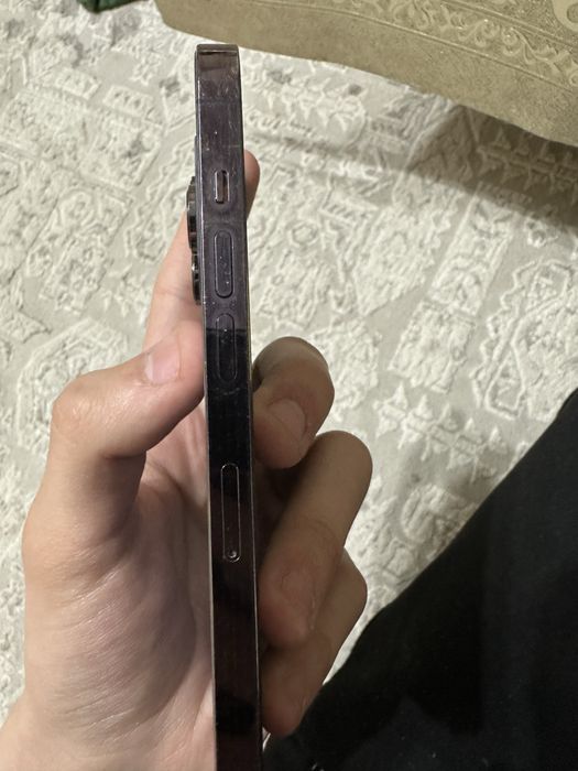 Продам iPhone 14 Pro