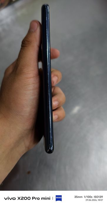 Samsung Galaxy  S 20 FE