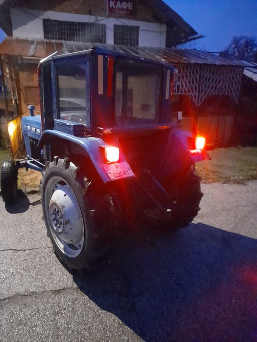 Трактор,    малък         форд 2600