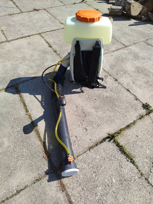 Vând atomizor Stihl utilizat o singură dată (nou)