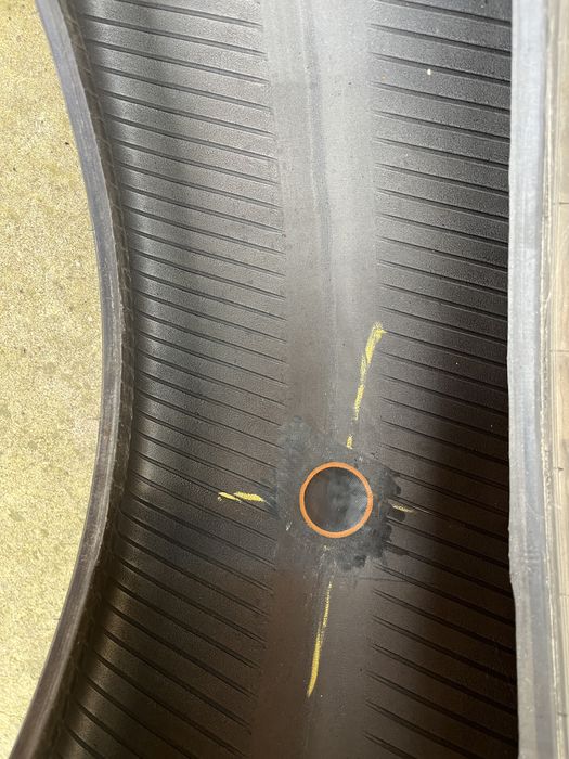 2 anvelope Bridgestone 245/40/19