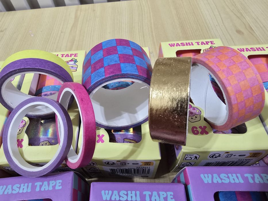 Детско цветно тиксо