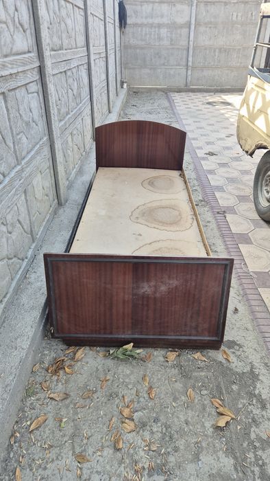 Отдам бесплатно кровать