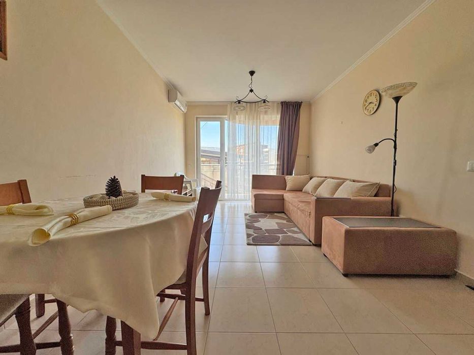 Продава се Двустаен апартамент в к.к. Слънчев бряг - 64 кв.м за 1249 €/кв.м - Снимка #2