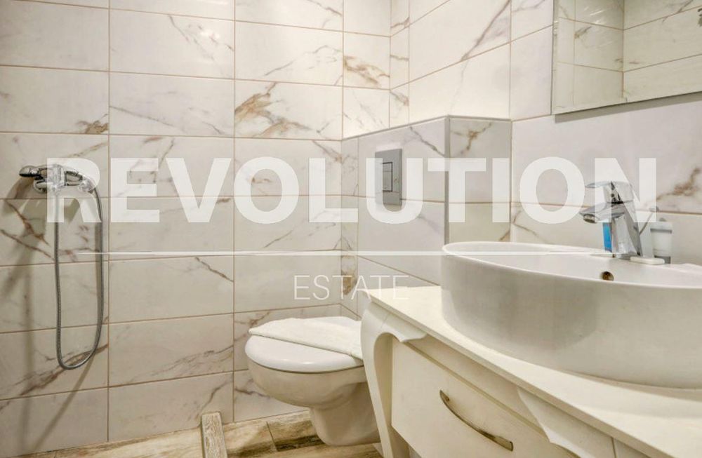 Дава се под наем Едностаен апартамент в Варна, Център - 30 кв.м за 400 € - Снимка #4