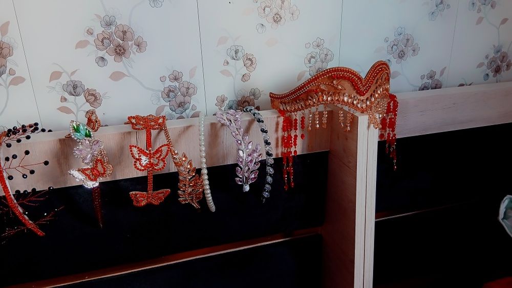 Kelinlar uchun taqinchoqlar