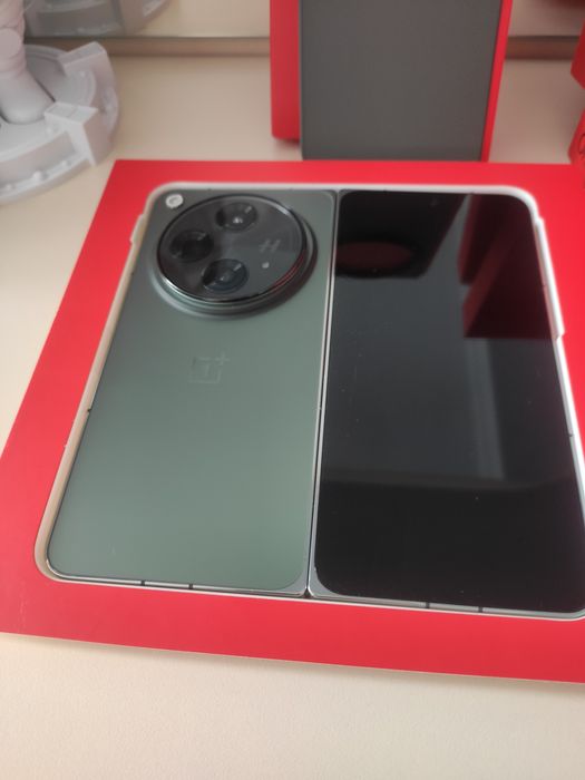 Продам One Plus Open 20 / 512gb.