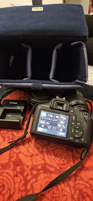 Canon 2000D,că nou 18-55 și 50mm,încărcător,geanta dedicata