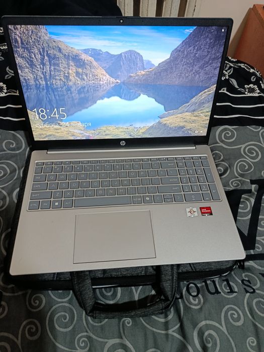 HP noutbuk 15-fc0171nia