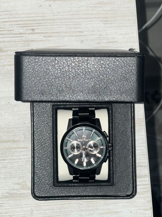 Продам или обменяю часы Sergio Tacchini