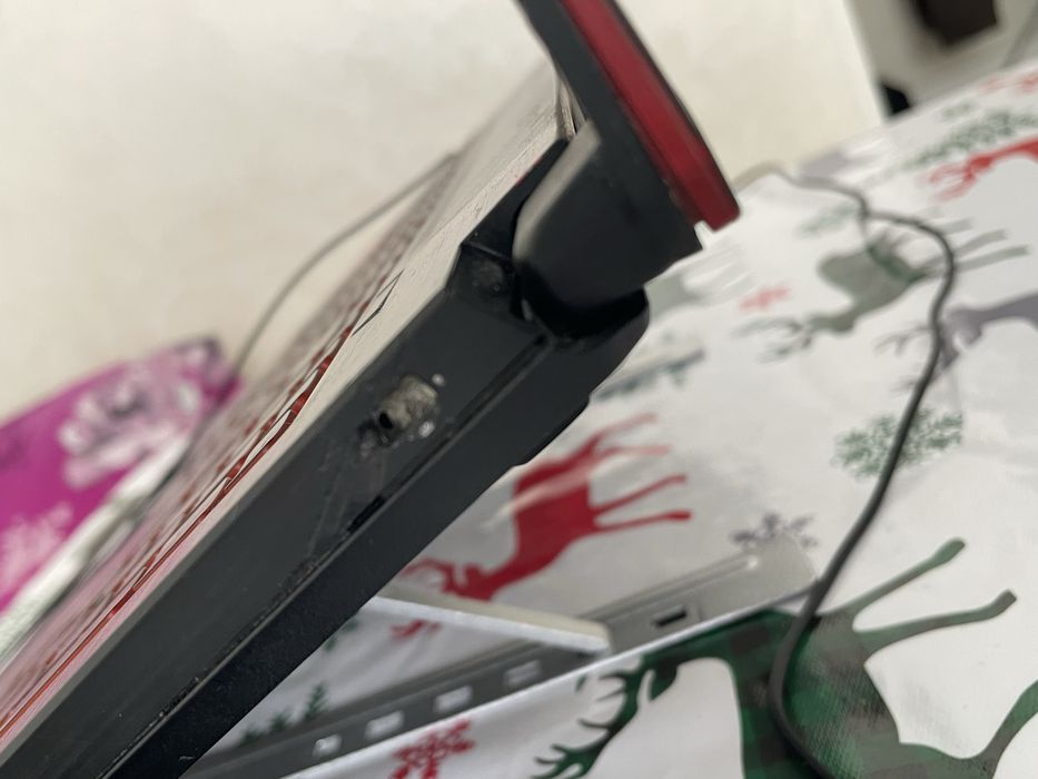 продается ноутбук ASUS