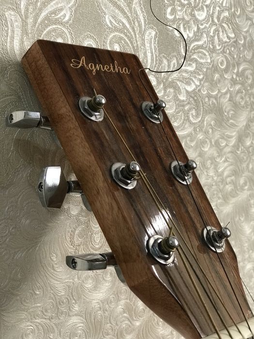 Гитара Agnetha E140