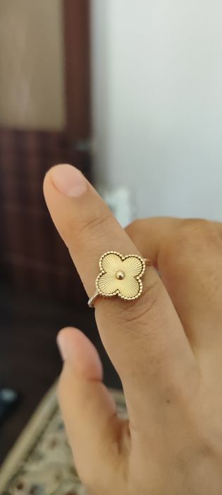 Алтын сақина сатылады