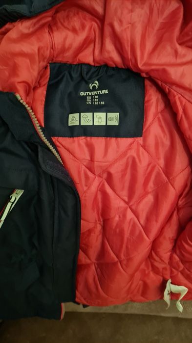 Продам куртку на весну для девочки