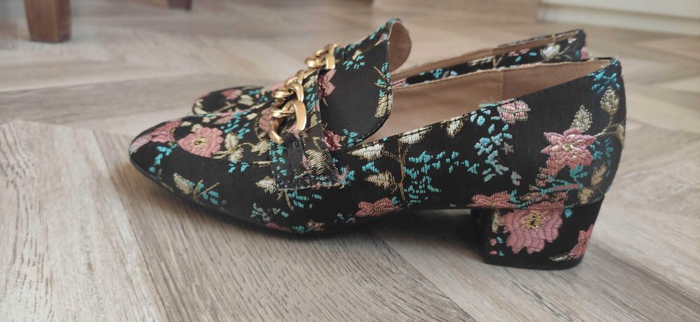 Дамски обувки на ток H&M