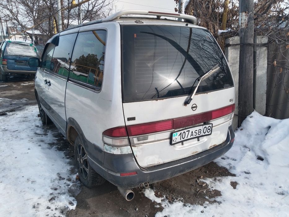 Ниссан Ларго W30 на разбор