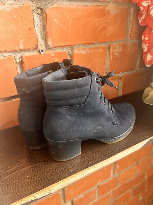 Женские полусапожки