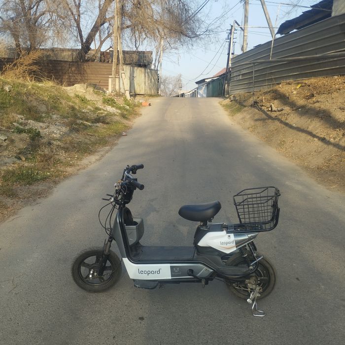 Сатылымда электроскутер