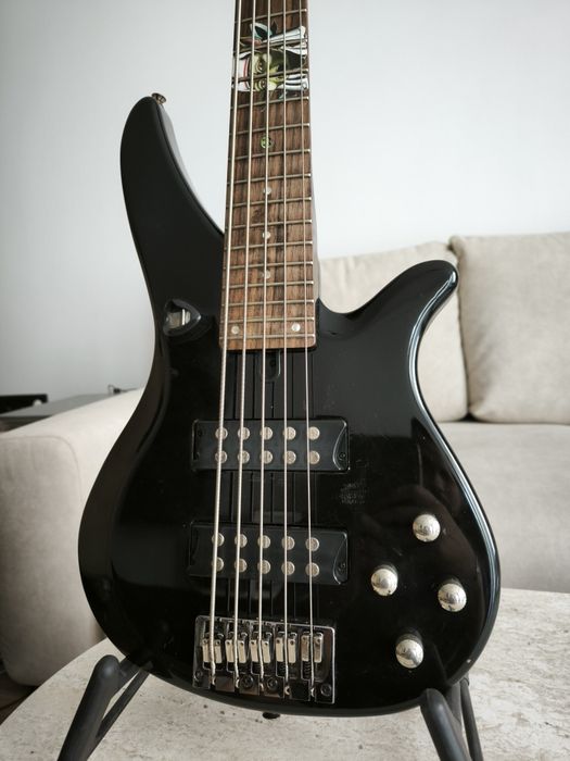 Yamaha RBX375 5-струнна бас китара